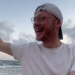 John Bell Instagram - Bouncing off those booty cheeks from Barna to Berlin 🌅🫶🏻🪩