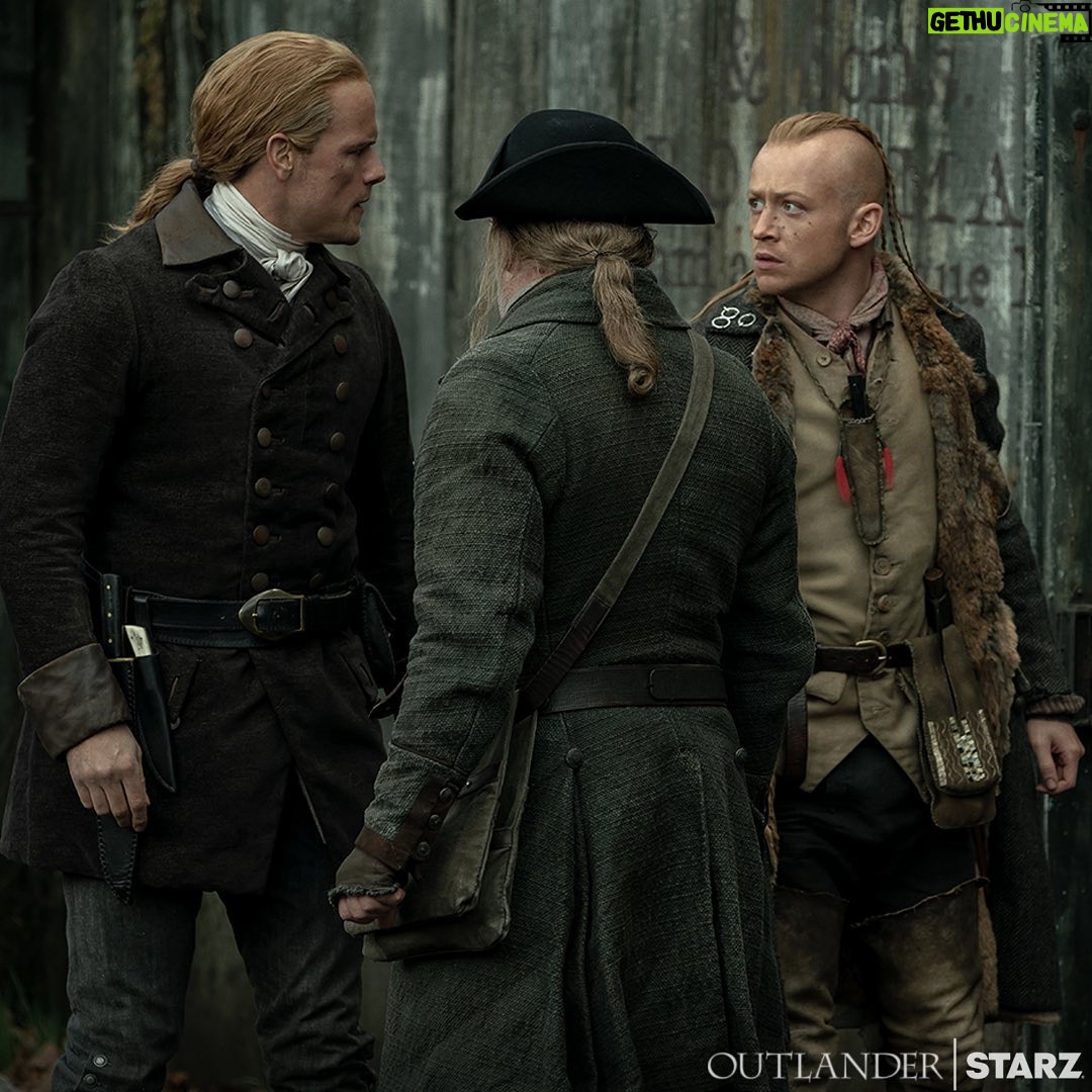 John Bell Instagram - Nock your arrows… 🏹 IT’S TIME!!! The drought is officially over 😩 @outlander_starz S7 E1 is here! Watch the #Outlander Season 7 premiere now on the STARZ App in the US and LIONSGATE+ in the UK. #Outlander @starz @lionsgateplusuk