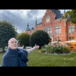 John Cleese Instagram - ⚡️in Umeå! . . . #umeå #visitumeå #sweden🇸🇪 #lightningstrikes #comedytour