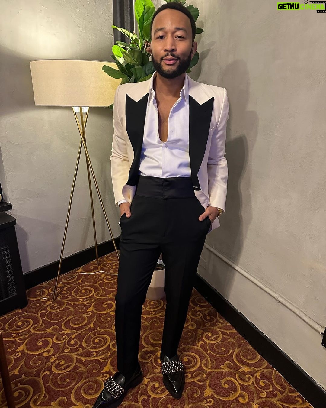 John Legend Instagram - Last week's trip to the east coast was a special one! Knew you'd show up in all your glory so had to keep the looks extra clean for you @beacontheatre, @foxwoods, and @tillescenter.