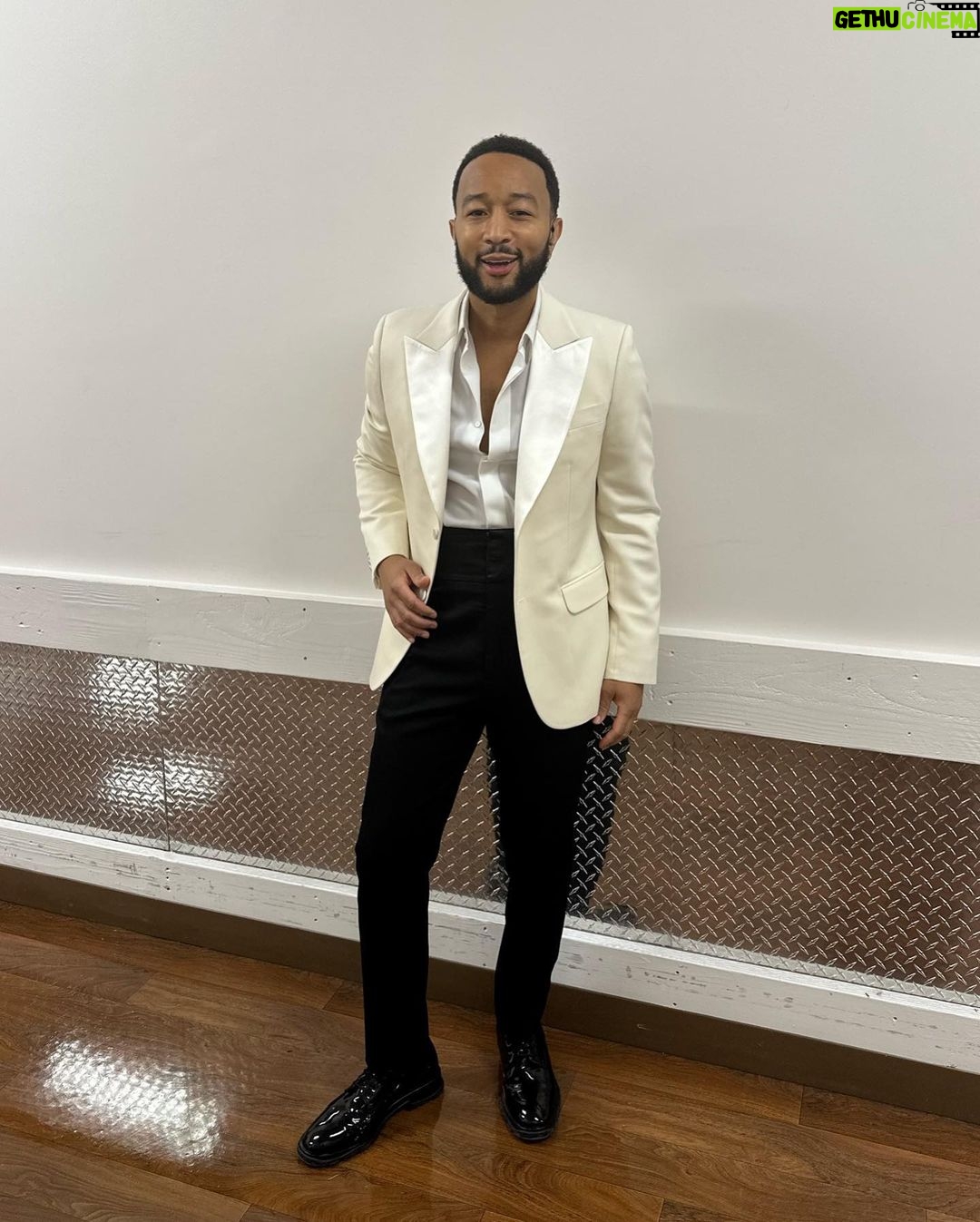 John Legend Instagram - Left Florida feeling elated from our two beautiful evenings together! It was a pleasure spending the weekend with you, @hardrockholly and @hardrocktampa!
