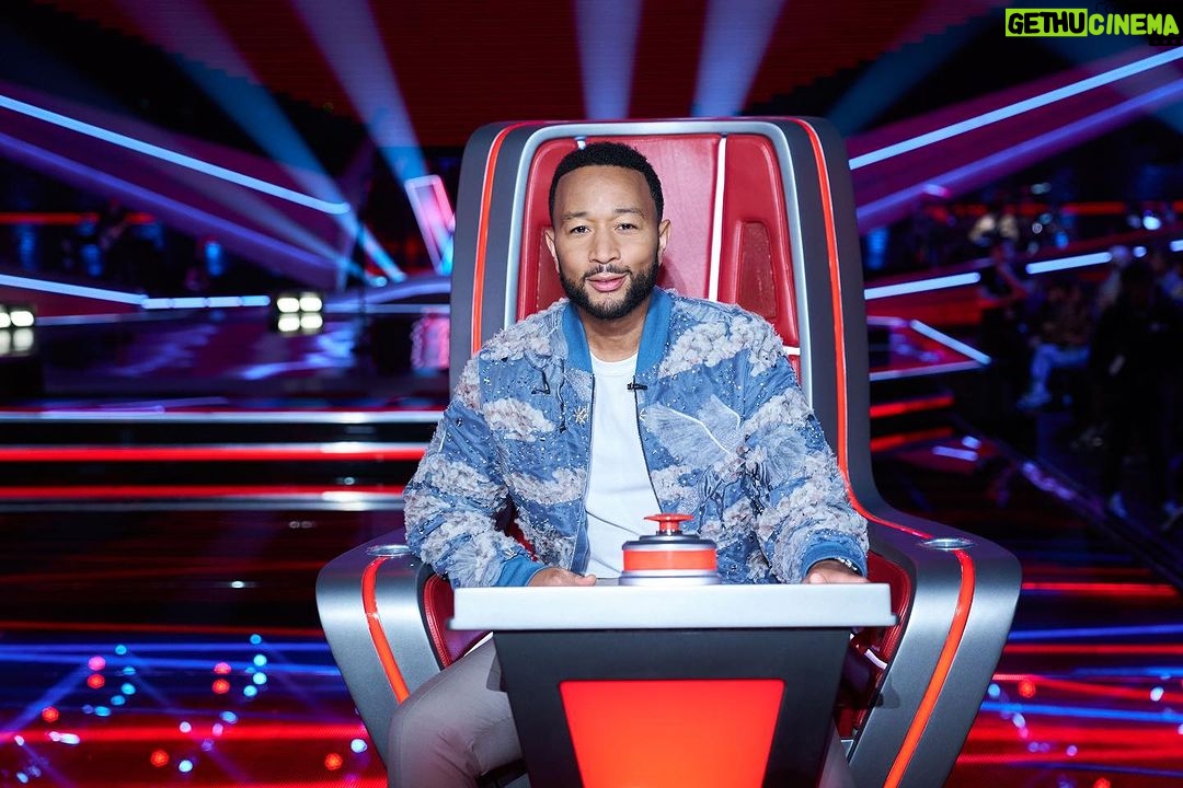 John Legend Instagram - It's good to be back! #TeamLegend