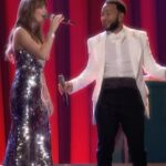 John Legend Instagram - Santa came early with the gift of @johnlegend and @lilfody’s bluesy duet to “Sleigh Ride”🌟🎅🎄