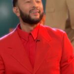 John Legend Instagram - @johnlegend giving us that ✨ legendary ✨ holiday spirit singing “What Christmas Means To Me”!!🎄🌟