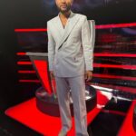 John Legend Instagram - @nbcthevoice is live for the Top 12. You know what that means…time to suit up. Let’s do this #TeamLegend!