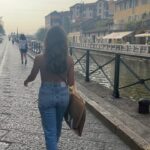Johnny Eblen Instagram - She wanted to go shopping so I took her to Milan 🤌🏼 Swipe till the end to see what I put up with 😂 Milan, Italy