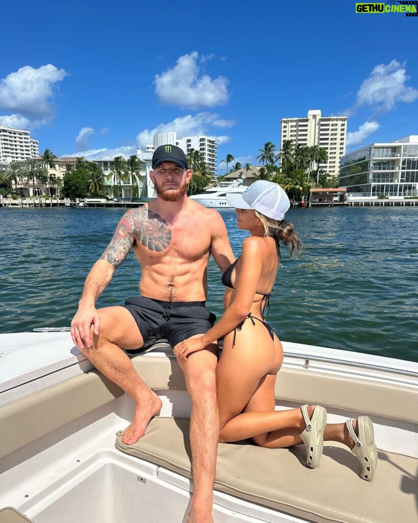 Johnny Eblen Instagram - Post training boat day chillin