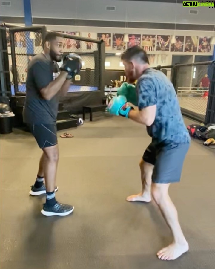 Johnny Eblen Instagram - Not even in camp yet but I’ve been training like a mad man. From helping teammates out to working on specific techniques to getting live rounds in. I’ve got a good balance right now of trainin and chillin 😎 Leveling up, saying healthy, providing value and enjoying the ride… that’s the name of the game 🫡