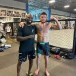 Johnny Eblen Instagram – Camp in full swing
• Sparring with 6x world kickboxing champ @artem_levin 
• @functionalpatterns 
• Shootin shit
• Eatin 🥩 with my new @crimsontactical 🔪 
• Learning daily from my coaching staff @kingmofh @mikebrownmma @thiagoalvesatt