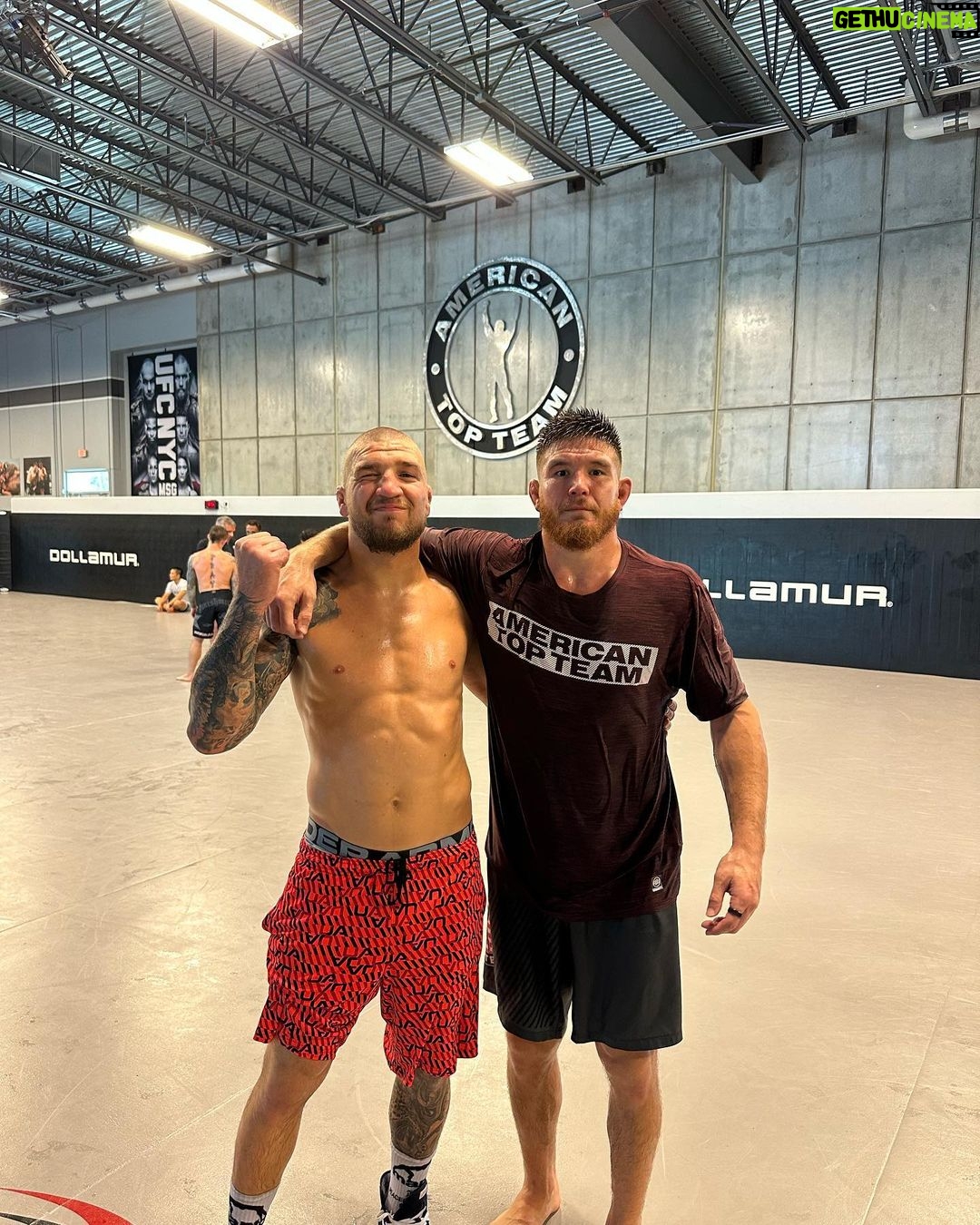 Johnny Eblen Instagram - Not even in camp yet but I’ve been training like a mad man. From helping teammates out to working on specific techniques to getting live rounds in. I’ve got a good balance right now of trainin and chillin 😎 Leveling up, saying healthy, providing value and enjoying the ride… that’s the name of the game 🫡