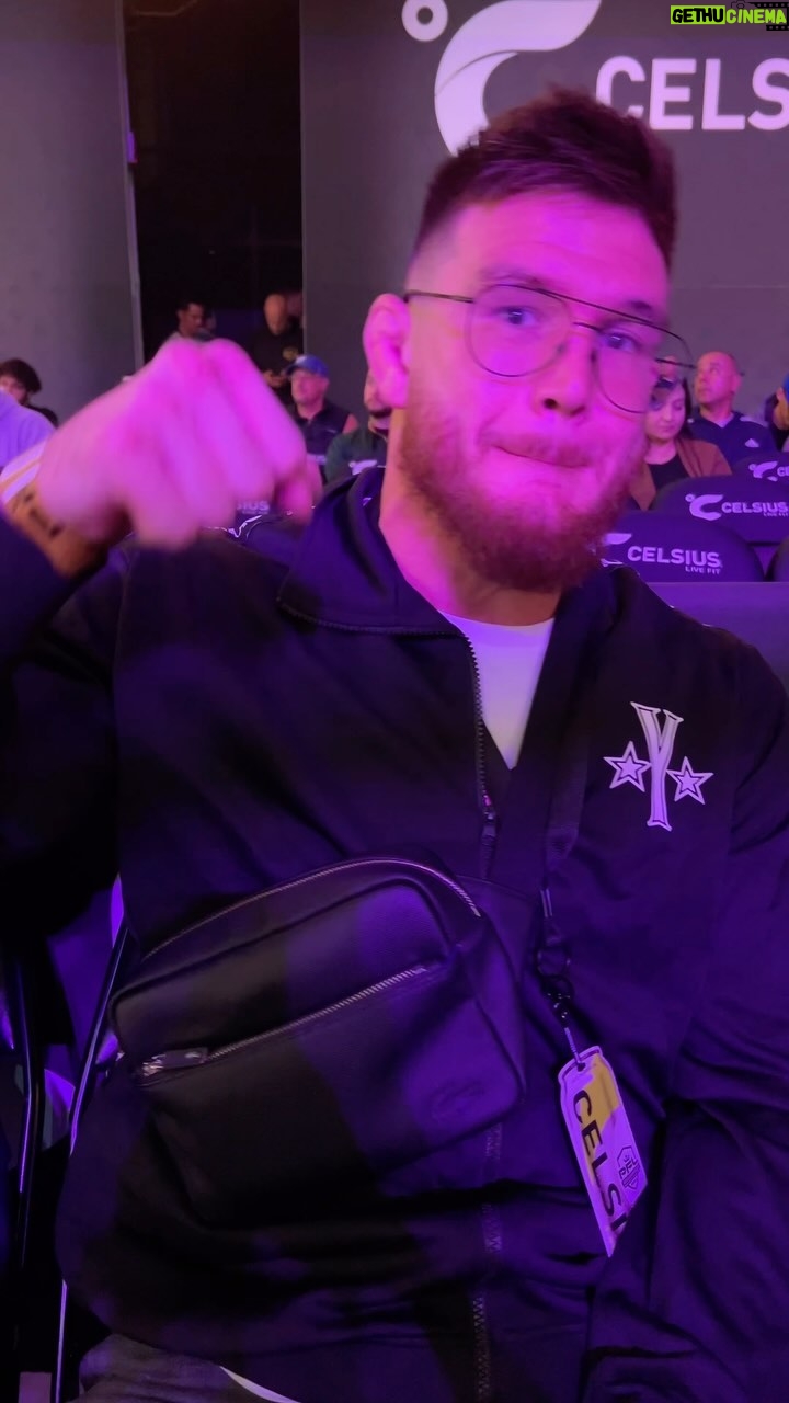 Johnny Eblen Instagram - THATS A DANGEROUS MAN @bellatormma Middleweight World Champion @johnnyeblen here ready to root for team ATT @kaylaharrisonofficial x @jmdasilv x @renan_problema_mma #PFLWorldChampionship LIVE NOW ๐บ๐ธ ESPN PPV ๐in bio
