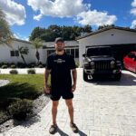 Johnny Eblen Instagram - Bought a house in crocs 😃