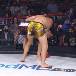 Johnny Eblen Instagram - 𝑪𝑯𝑨𝑴𝑷𝑰𝑶𝑵𝑺𝑯𝑰𝑷 𝑴𝑶𝑴𝑬𝑵𝑻 🏆

@johnnyeblen left no doubt at Bellator 282 that he was here to stay capturing the Bellator Middleweight World Title 

#PFLvsBellator