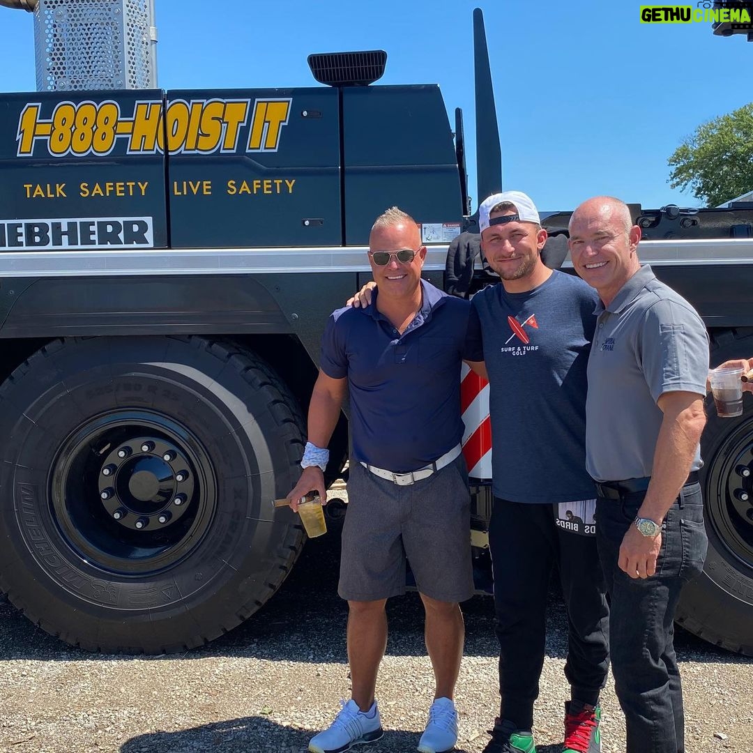Johnny Manziel Instagram - Let the festivities begin...Happy Birthday @bjbohne cheers to a real legend Chicago, Illinois