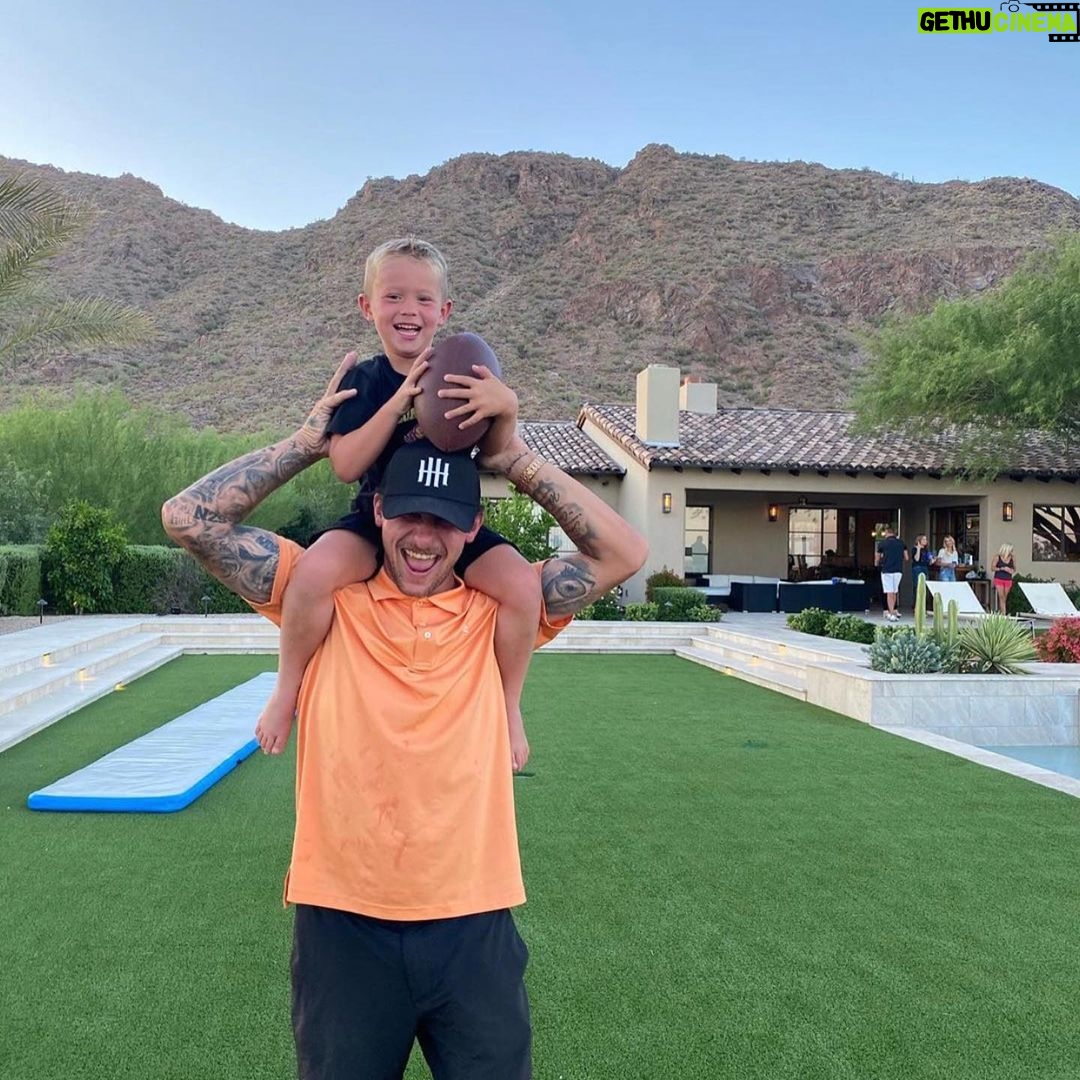 Johnny Manziel Instagram - Doesn’t get any better than this Scottsdale, Arizona