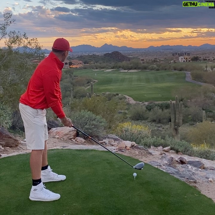 Johnny Manziel Instagram - I could get used to this Silverleaf Country Club