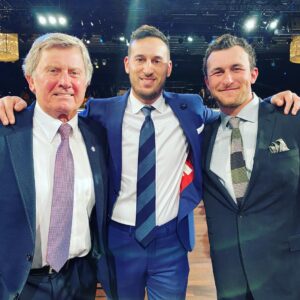Johnny Manziel Instagram - A fraternity like no other @heismantrophy