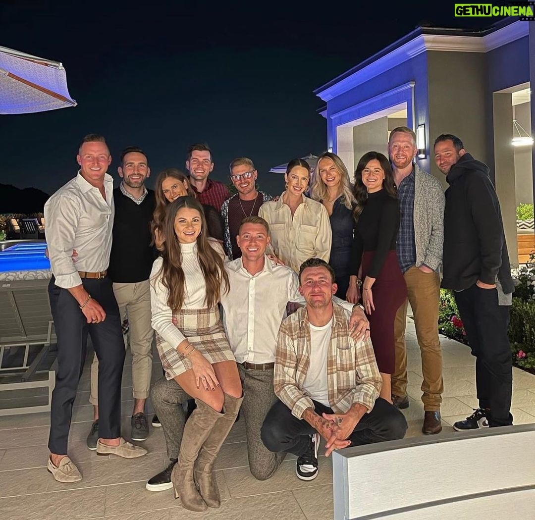 Johnny Manziel Instagram - My appreciation for my friends trumps all else #EnjoyYourBlessings #HappyThanksgiving Silverleaf Country Club