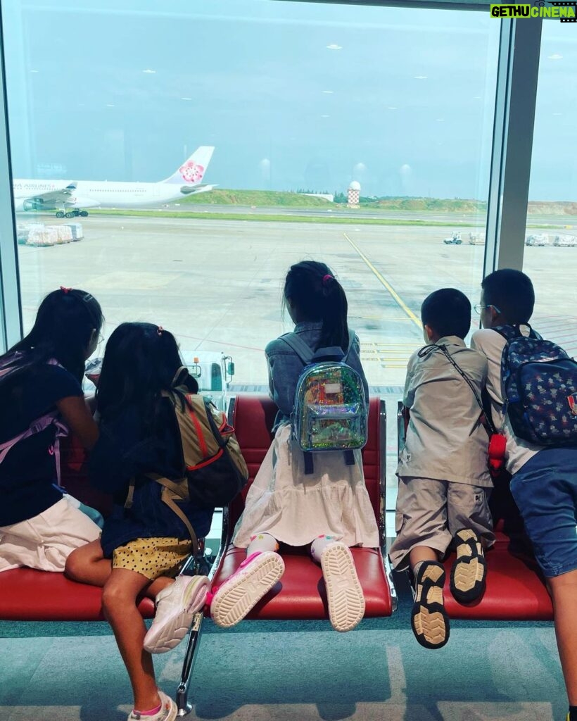 Johnny Yang Instagram - 荒木經威 上一次出國已經是2019了🥹