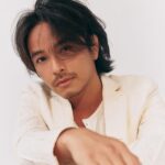 Johnny Yang Instagram - 喜歡🖤 @beauty321 📸 @kadosa_yuan 妝 @tsengkuowei 髮 @80s_amber