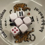 Johnny Yang Instagram – 龍年撈魚生 風生水起
超有儀式感的 @yvonnelim928 太會弄了🤣 
🐲🐲🐲