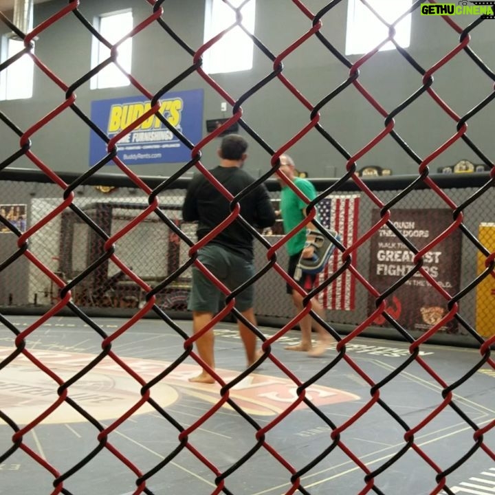 Johny Hendricks Instagram - Just got done working with @mmacoachwink thanks for a great training session @jacksonwink_mma