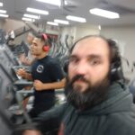 Johny Hendricks Instagram - @mark.delarosa.35 and I are getting 4.5 miles in before @mmajunkiedotcom
