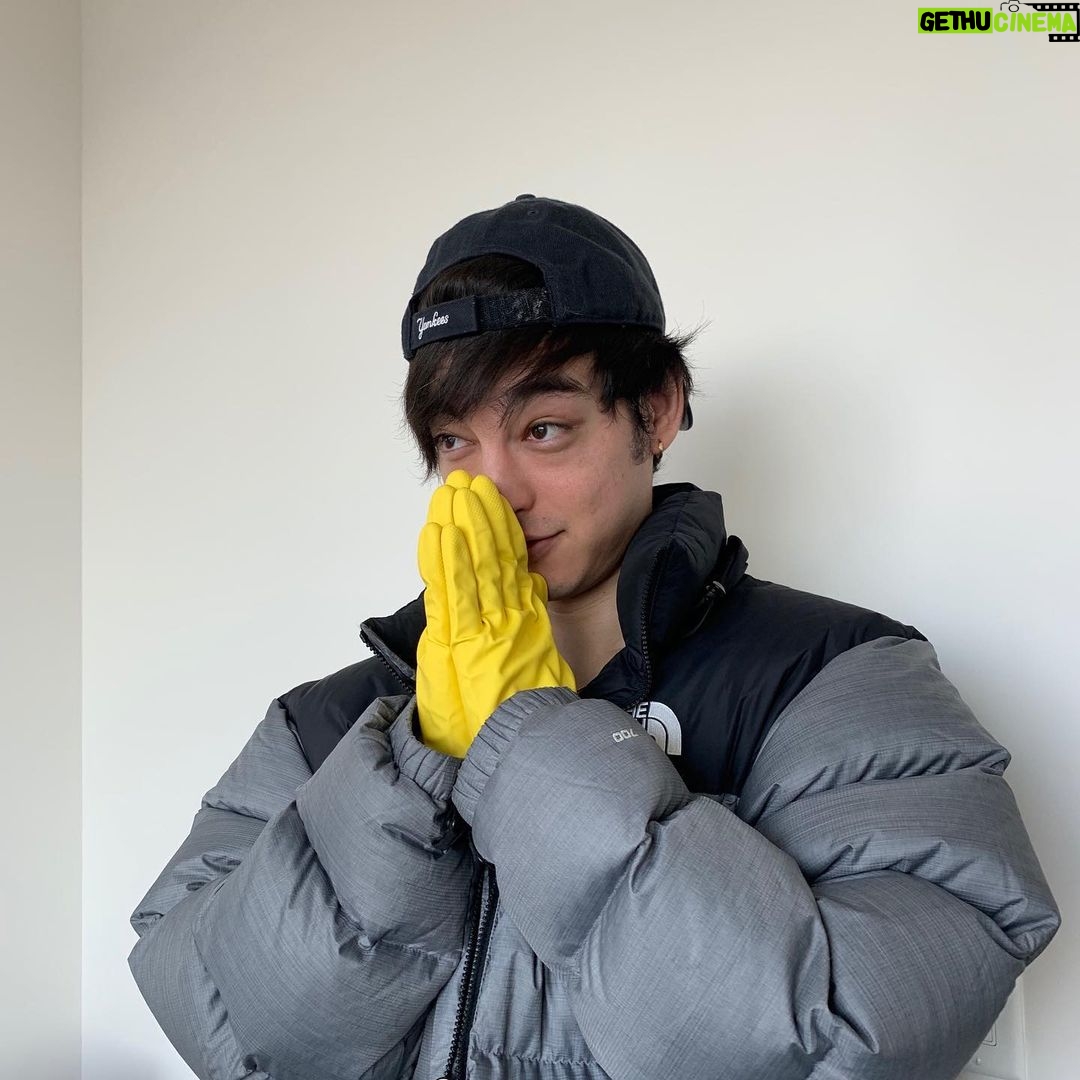Joji - 1.1 Million Likes - dipping my nuts in 2020