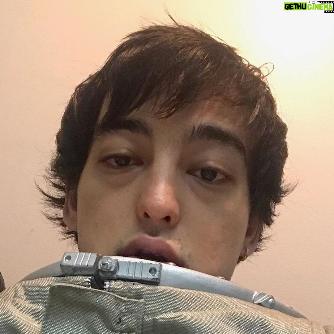 Joji - 698.8K Likes - āŖlittle Caesars got the best crust ā¬