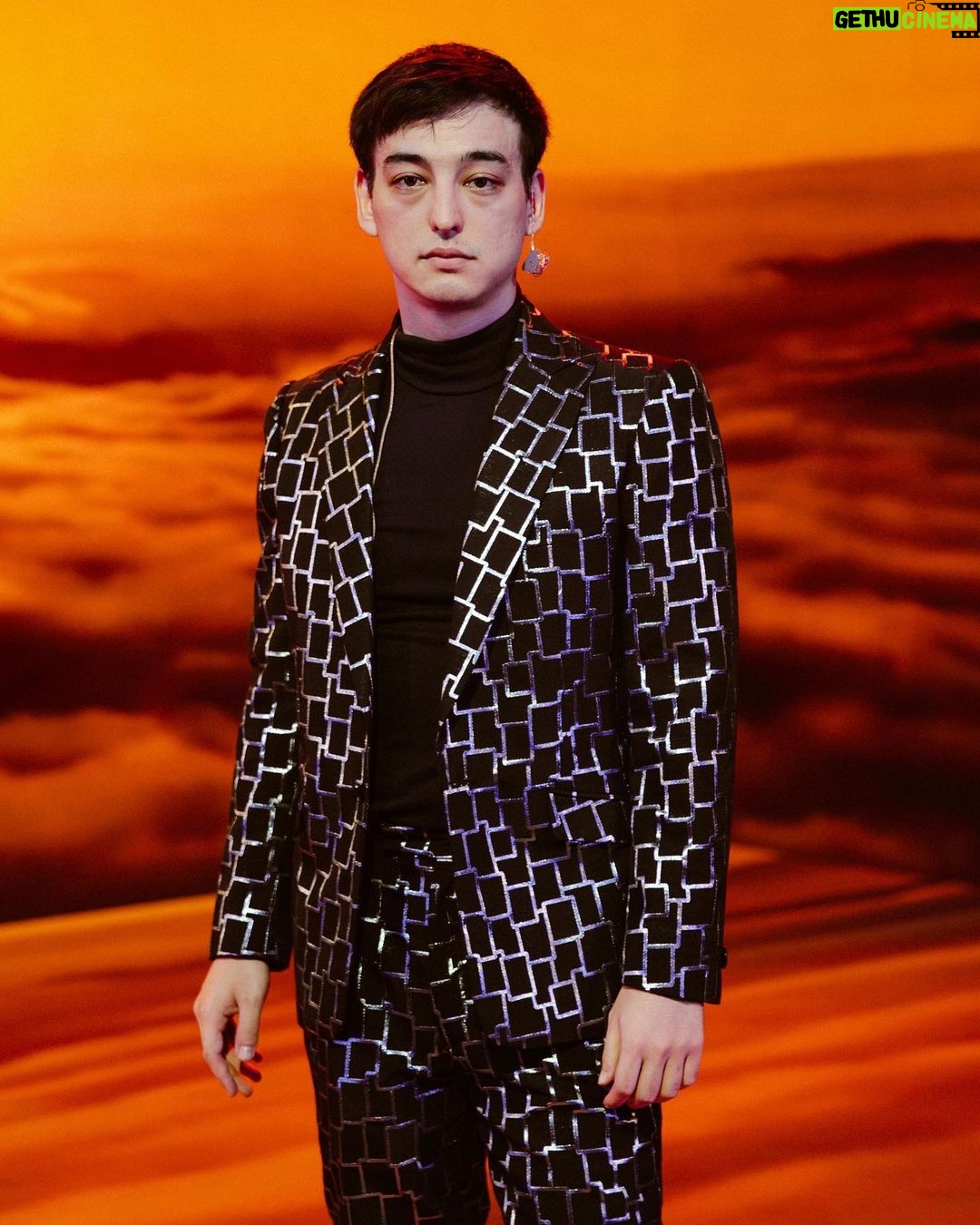 Joji - 1.4 Million Likes -