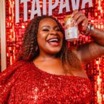 Jojo Todynho Instagram - Ita-criticando quem? Vim aqui no Olinda Beer curtir com a minha favorITA! Ela @itaipava #ITAnaFolia #BebacomSabedoria