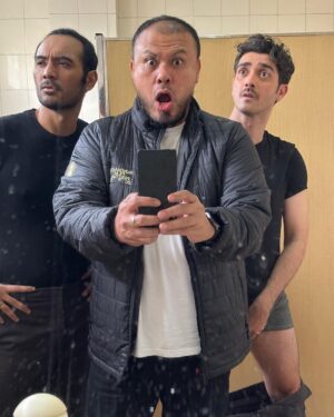 Joko Anwar Instagram - Just hanging.