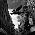 Joko Anwar Instagram – Suatu pagi jalan-jalan di Chinatown cari sarapan. Cuaca cerah. Walaupun winter nggak begitu dingin. Chinatown New-York City