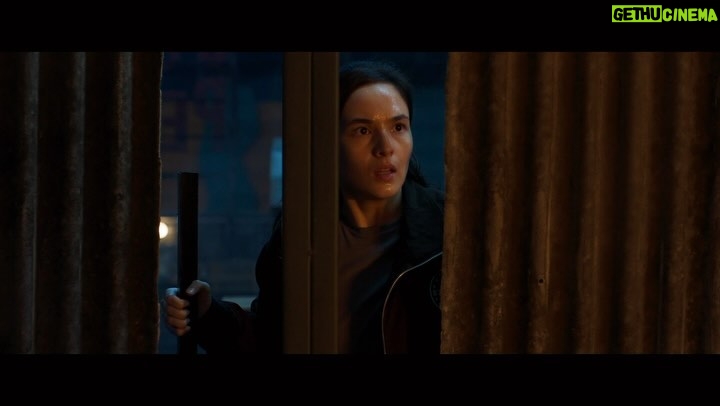 Joko Anwar - 8.2K Likes - Inilah trailer dari series TIRA, dari Jagat Sinema Bumilangit. Dunia stunt, dunia kuliah, dan misteri, yang akan membawa kita selangkah lebih dekat lagi dengan rahasia Jagat Sinema Bumilangit. Emang apa sih rahasia besarnya?
Streaming di @disneyplushotstarid mulai 16 Desember!
