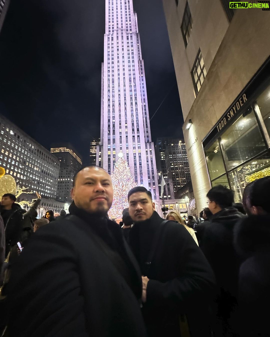 Joko Anwar Instagram - Selalu senang kembali ke sini. Ya namanya juga rumah, ya. New York City
