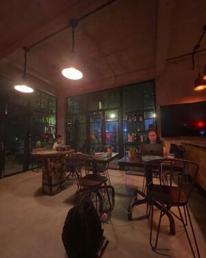 Joko Anwar Instagram - Bikin kafe-kafean di rumah yang akhirnya jadi tempat macem-macem: nongkrong ama temen-temen, meeting, nulis, ngedit, atau sekedar bengong liat ke luar waktu hujan. ♥️