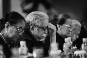 Joko Anwar Instagram - Script Reading SIKSA KUBUR (Grave Torture). Anugerah dan kehormatan banget bagi saya bisa bekerja sama dengan para aktor terbaik Indonesia ini. Alhamdulillah.

Faradina Mufti, Reza Rahadian, Fachri Albar, Happy Salma, Widuri Puteri, Muzakki Ramadhan, Slamat Rahardjo Djarot, Christine Hakim, Arswendy Bening Swara, Niniek L. Karim, Putri Ayudya, Jajang C. Noer, Djenar Maesa Ayu, Haydar Saliswhz, Runny Rudiyanti, Afrian arisandy, Ramadhan Al Rasyid, Tony Merle, Mian Tiara, Henry Manampiring, Uwie Balfas, Tommy Dewo, Tia Hasibuan, Syam Ancoe Amar, Sitti Fatimah, Sandy Sofyan, Roffy Zaqyn, Rieviena Yulieta, Ridwan Raoull, Rafki Hidayat, Natalius Chendana, Nas Affandi, Maharani, Lukmanul Hakim, Lenny Sumitra, Khael Bogota, Kania Atmaja, Jaisal Tanjung, Hannan Cinthya, Firsan Abdullah, Eddie, Dwika Pradnyana, Duddy Patah, Darmawan, Daood Saleem, Budiono, Bonaventura, Bagus Dewantara, Asril Pidho, Andhika, Alif Anwar, Afrian Arisandy, dan Achmad Cholil.

Photos by: @armanfebryan
