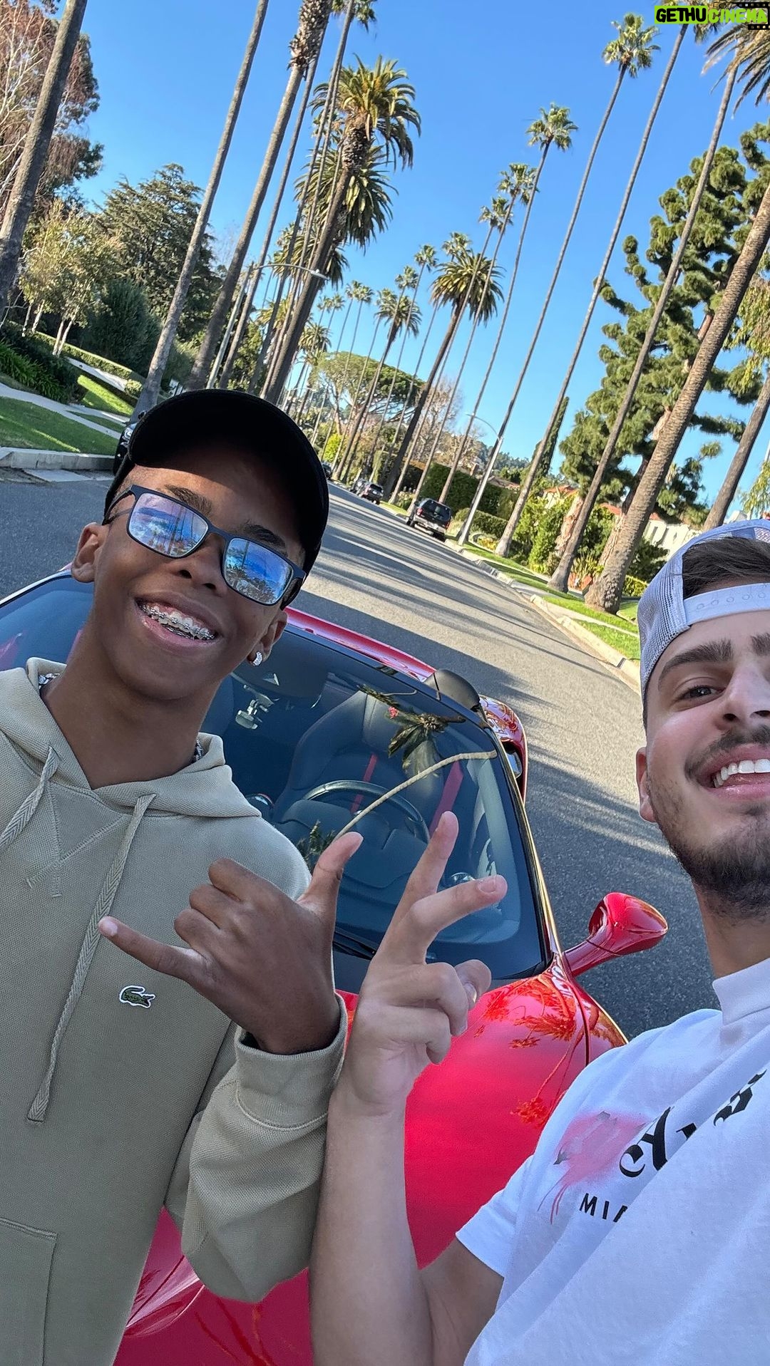 Jon Vlogs Instagram - Vivências em L.A 🫢 Beverly Hills, Los Angeles