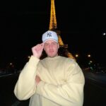 Jon Vlogs Instagram - Conhecendo um pouco por vez, me ajudar escolher qual o próximo destino? Paris, France