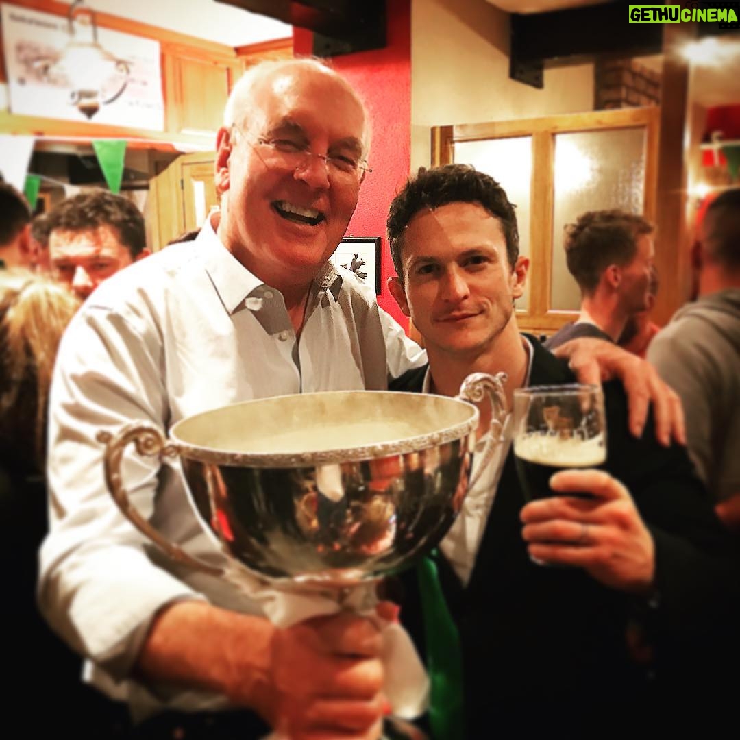 Jonathan Tucker Instagram - “if it's drowning you’re after, don’t torment yourself with shallow water.” 🇮🇪🍀💪🏻 The Deadmans Inn