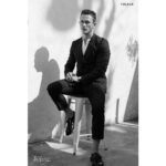Jonathan Tucker Instagram - clean clothes. clean mind.