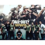 Jonathan Tucker Instagram - releasing @callofduty at @e3expo with cnbc's #1 business correspondent (and my friend) @juliaboorstin #codwwii Los Angeles Convention Center