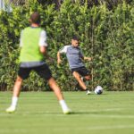Jordi Alba Instagram – 😁💗🖤 Florida Blue Training Center