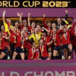 Jordi Alba Instagram - Vamos!! CAMPEONAS del Mundo!! Impresionante, todo el país está orgulloso de vosotras, enhorabuena a todas!! 👏🏻⭐️
