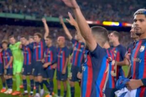 Jordi Alba Instagram - Enhorabuena a todo el equipo y a la afición por el apoyo durante toda la temporada!! #forçabarça 🏆2️⃣7️⃣💙❤️