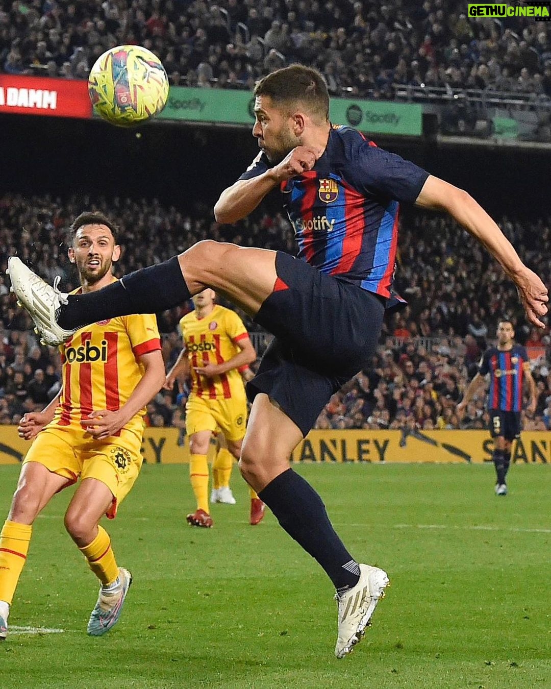 Jordi Alba Instagram - ⚔️🔵🔴 @fcbarcelona Spotify Camp Nou