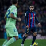 Jordi Alba Instagram - Tres puntos más en casa!! 🏟️🔵🔴