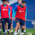 Jordi Alba Instagram – Vuelta al trabajo. @fcbarcelona 🔵🔴 Y además con la visita especial de @andresiniesta8. 😄🙌🏻