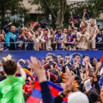 Jordi Alba Instagram - Orgulloso de ser culer 💙❤️ ¡𝗚𝗥𝗔𝗖𝗜𝗔𝗦! 👏🏻🏆 Barcelona, Spain