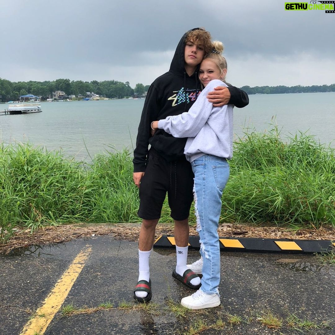 Jordyn Jones Instagram - canβt believe my little brother turned 21 today @skyguyjones ily million years ππ